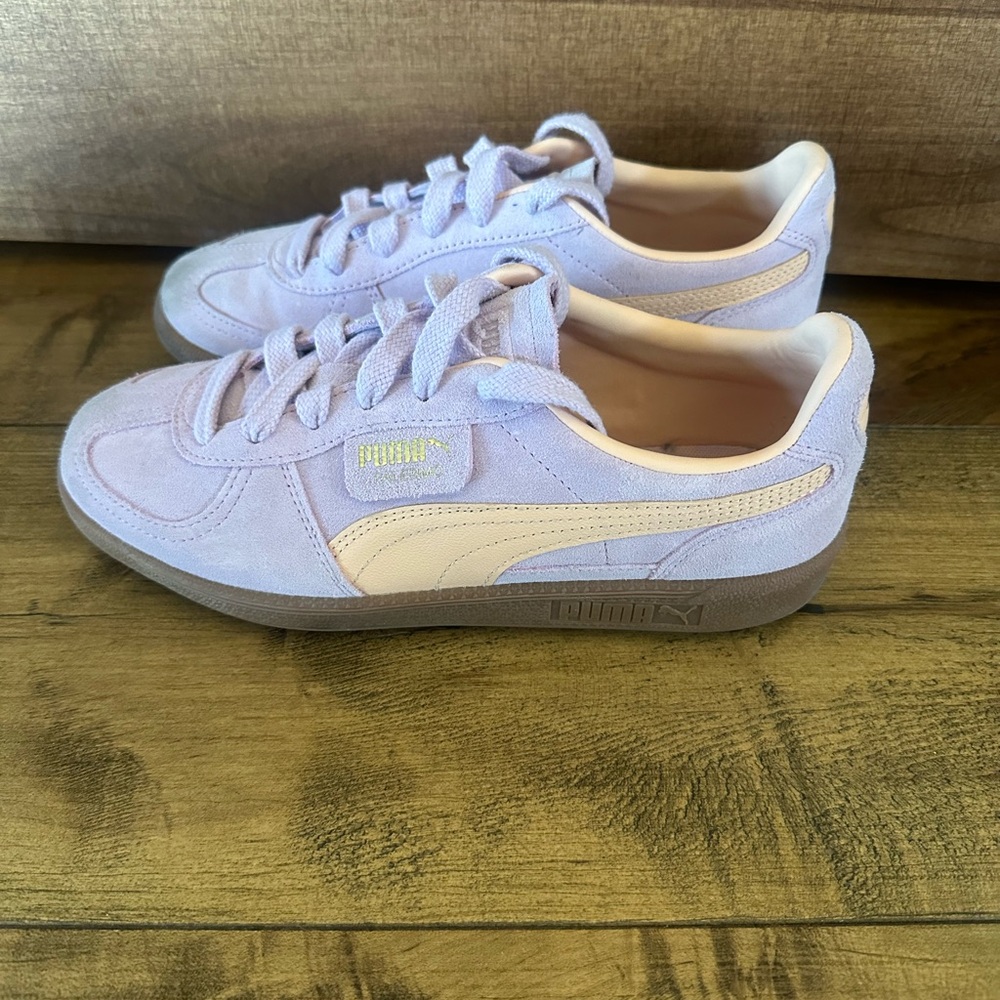 Puma Purple Sneakers Sleek Design Casual Wear